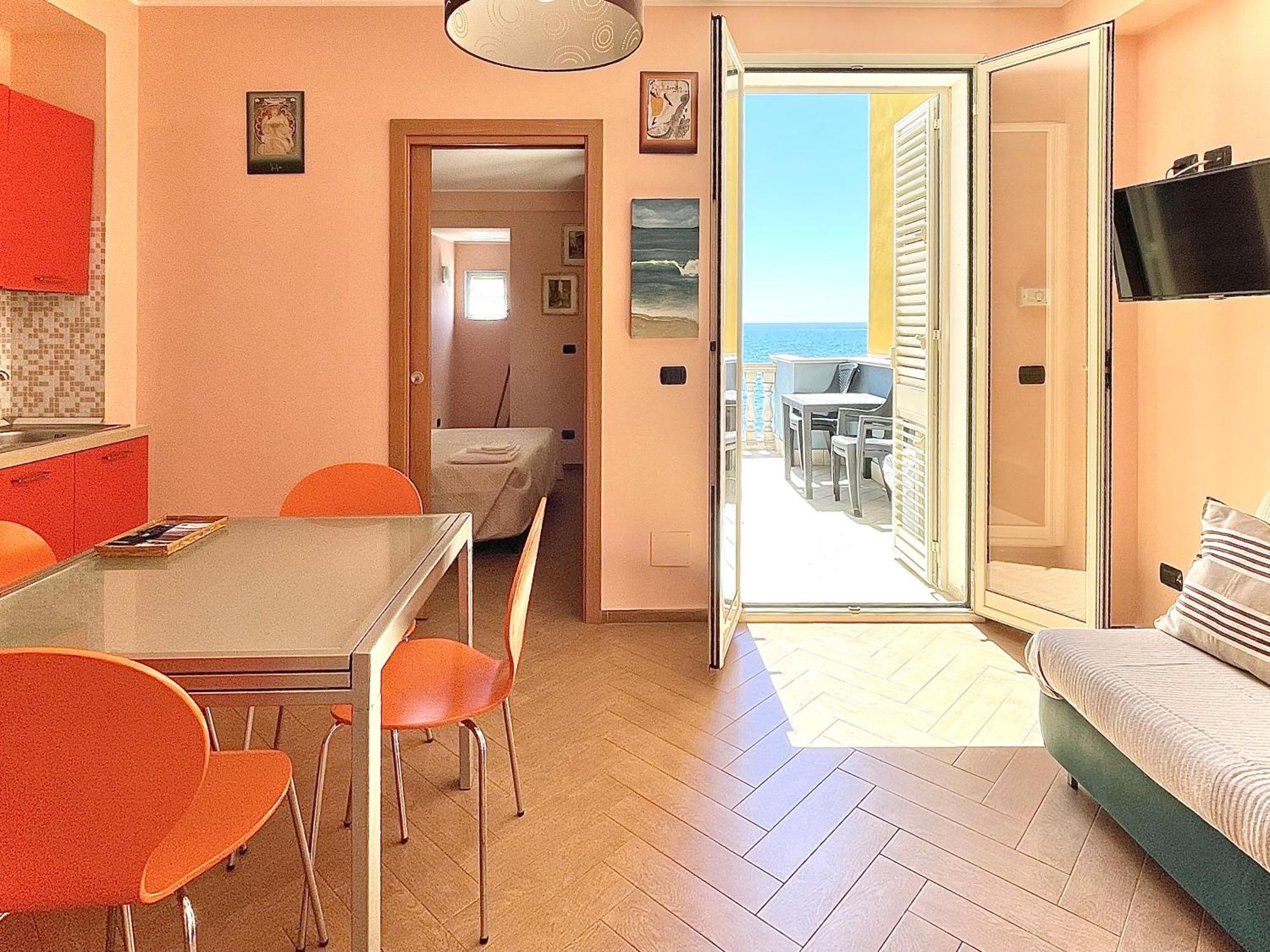 Maremare Apartments Giardini Naxos Exterior photo